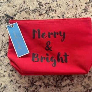 Draper James 💙 cosmetic bag. 💗💗 So cute. Rare find!